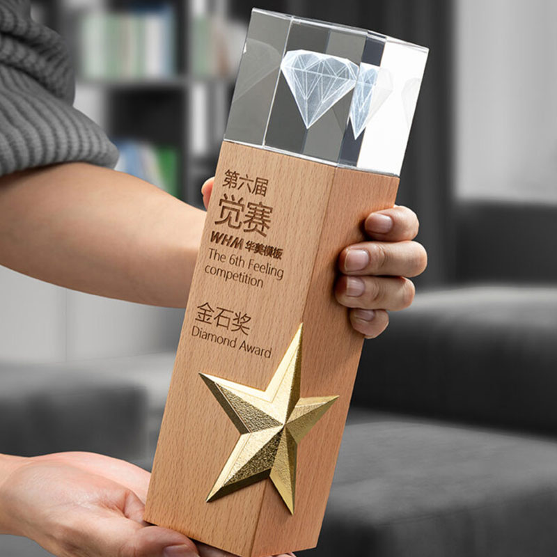 wooden trophy 04