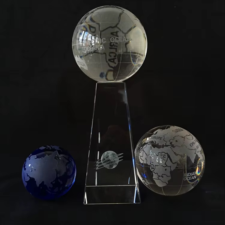 3D Earth Map Crystal Ball1