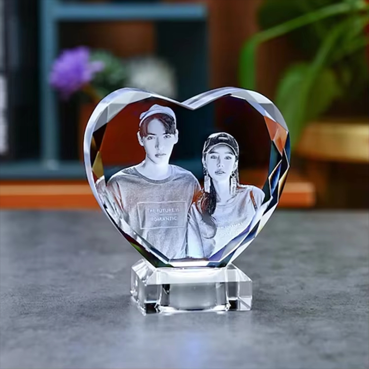 3D Laser Heart Trophy2