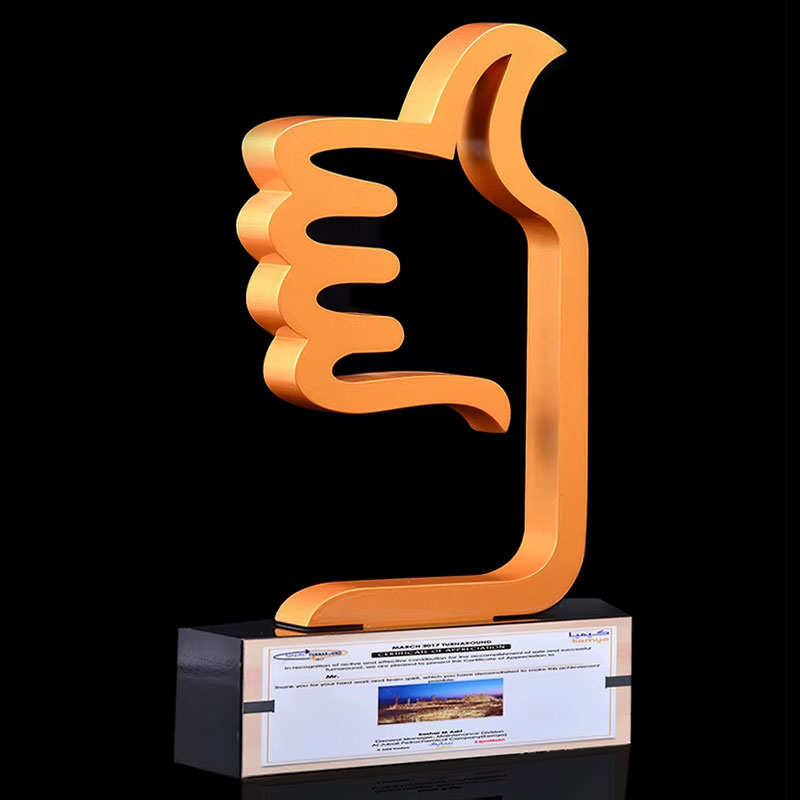 Aluminum Alloy Thumb Up Trophy1