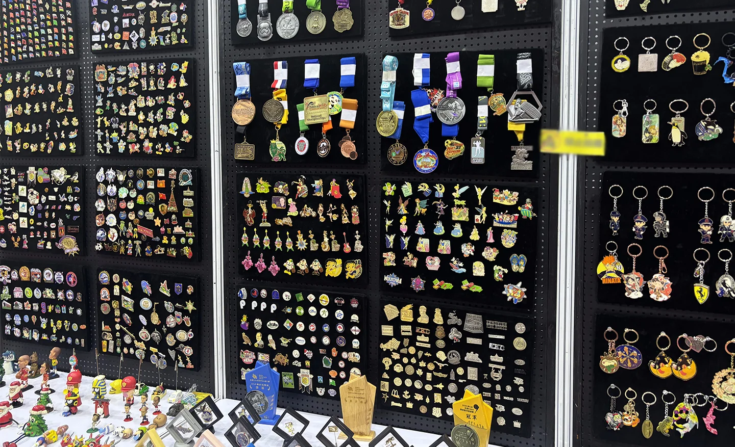 Badge-Wall
