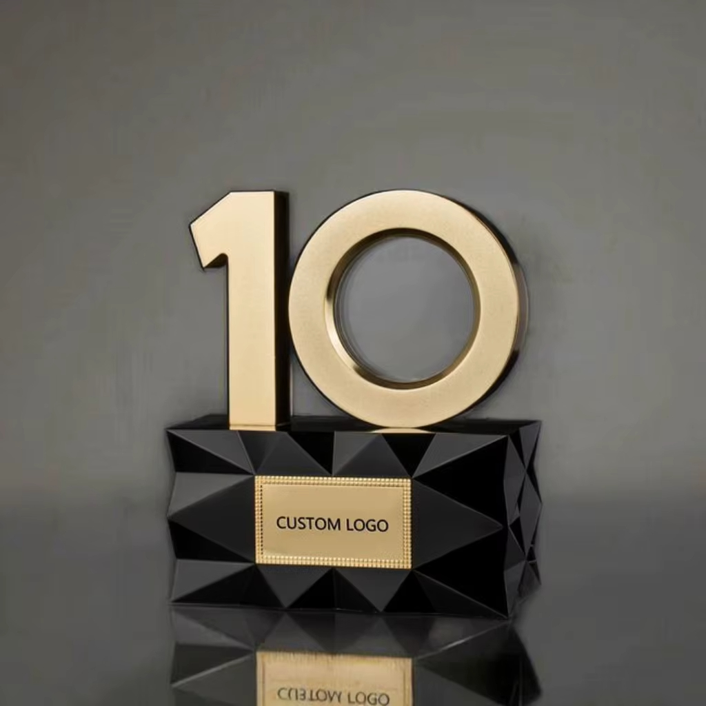 Company 10th Anniversary Trophy-01