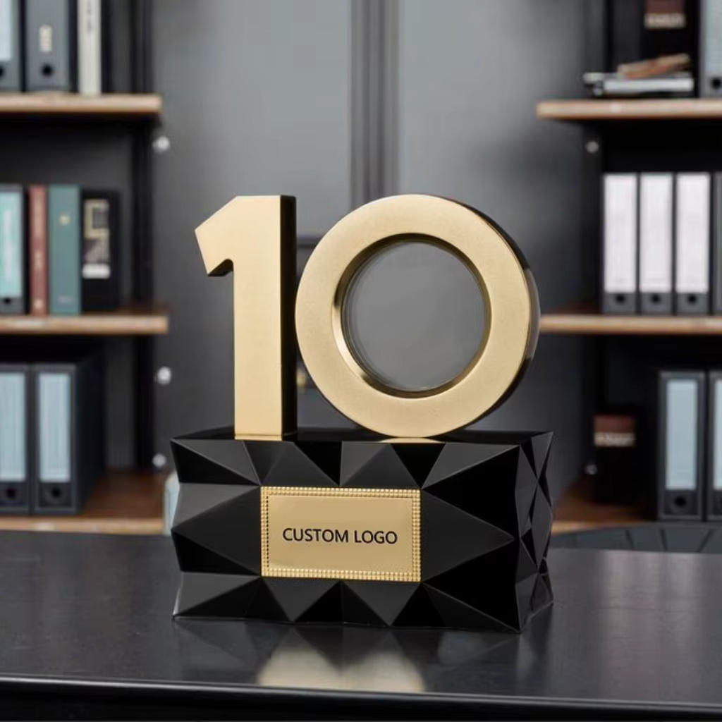 Company 10th Anniversary Trophy-03
