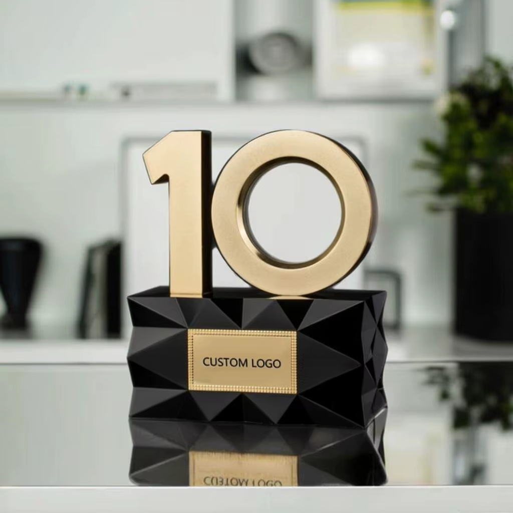 Company 10th Anniversary Trophy-07
