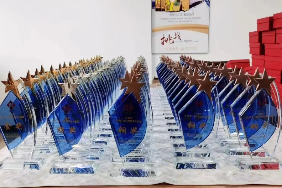 Company employee trophy