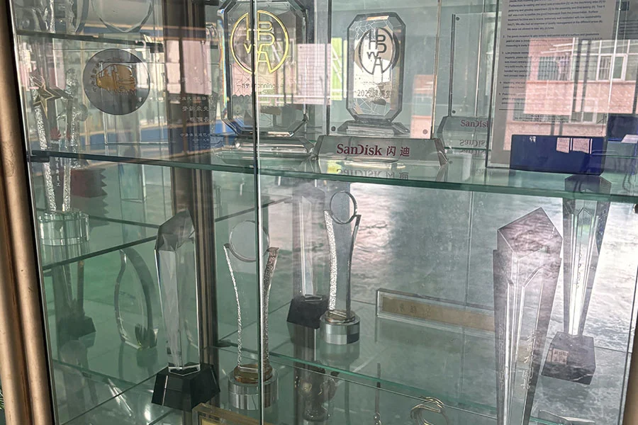 Custom-glass-trophy