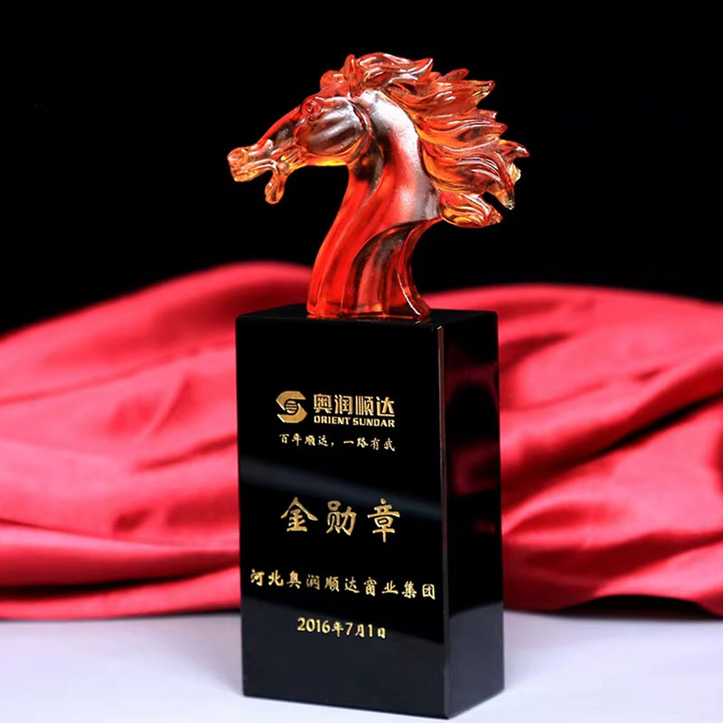 Customized Golden Horse Awards2