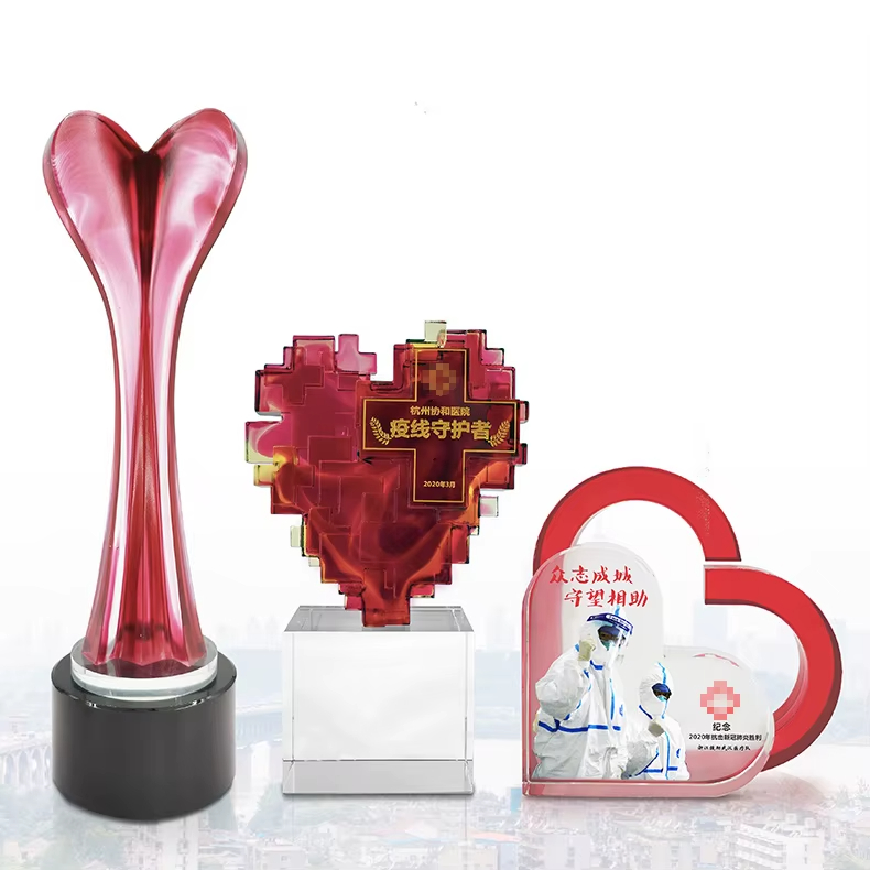 Glass Heart Trophy Custom1