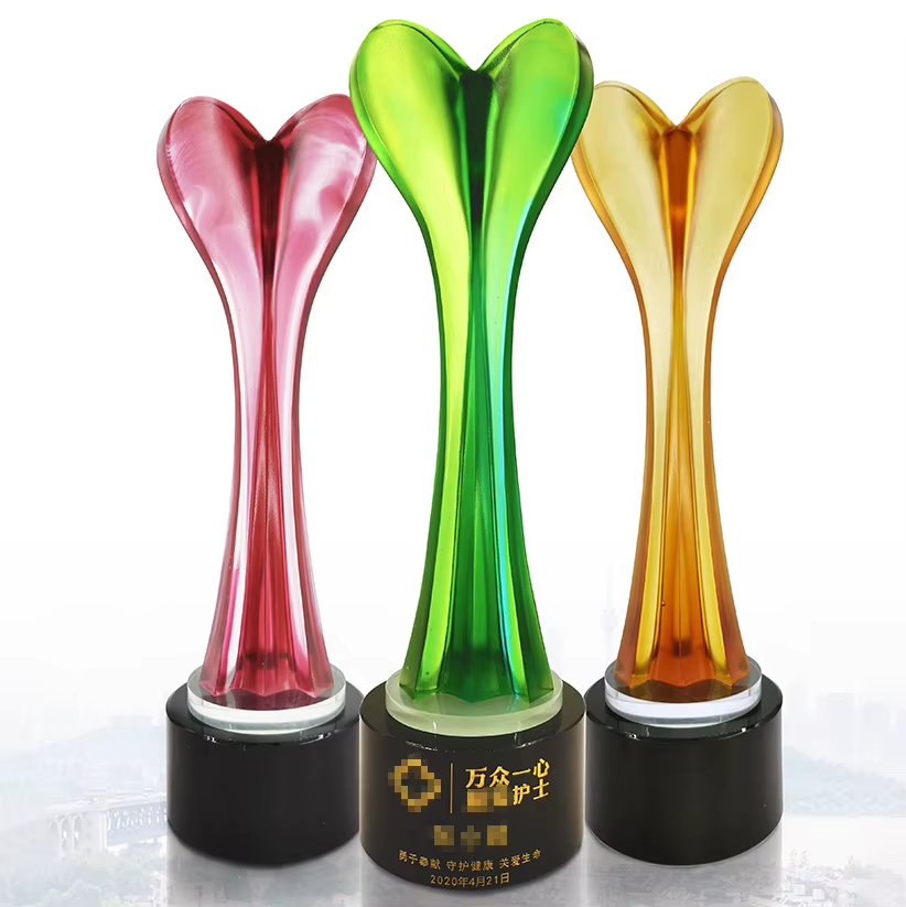 Glass Heart Trophy Custom3