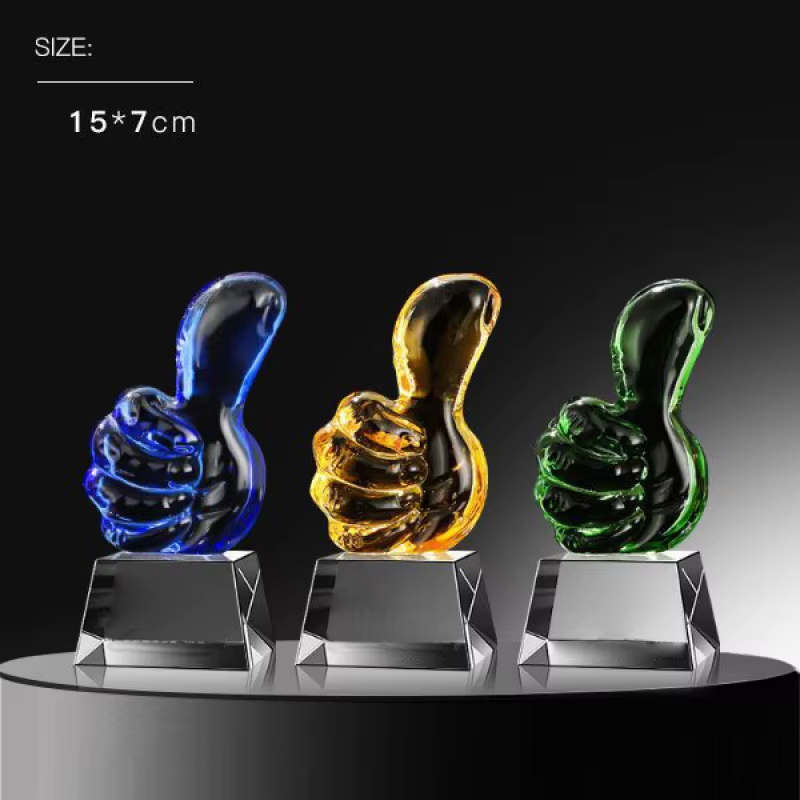 Glass thumb small trophy1