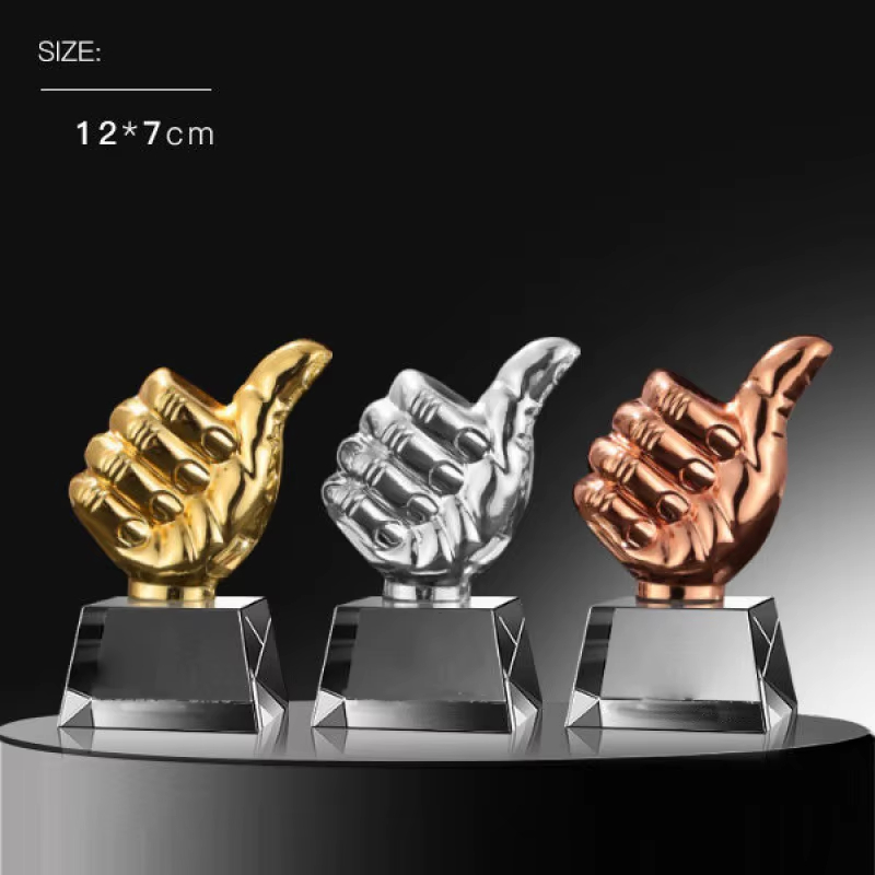 Glass thumb small trophy2