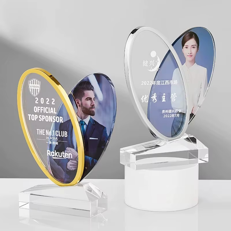 Heart Trophy Custom Manufacturer1