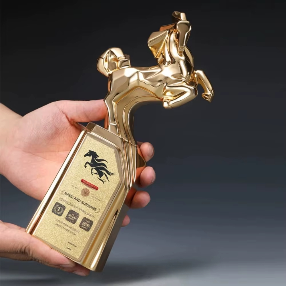 Marseille Trophy Custom-01