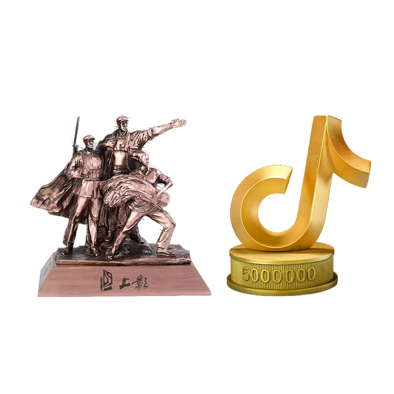 Metal doll logo souvenirs-05