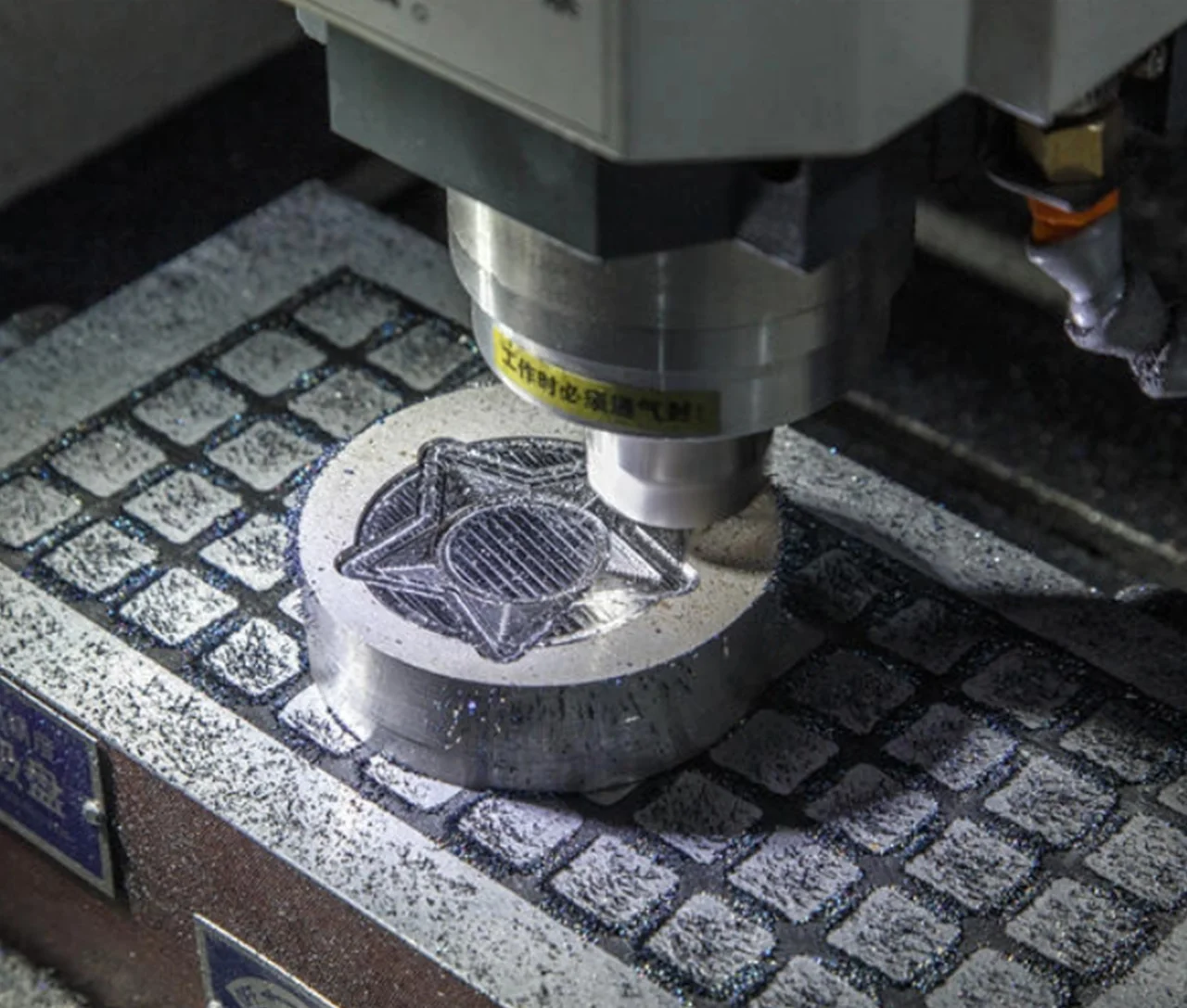 Mould-engraving