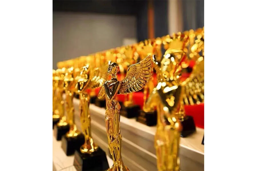 Movie Trophy Custom