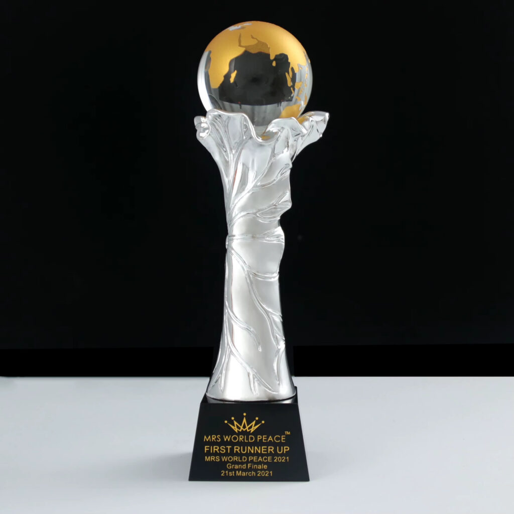 Mrs World Peace Award-03