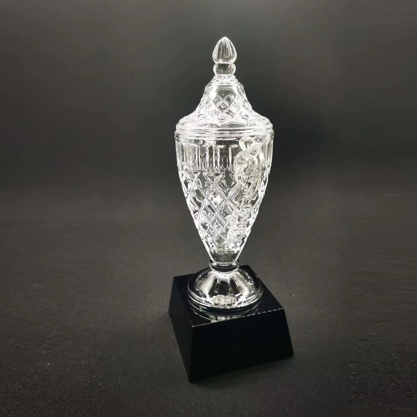 Permanent crystal trophy1