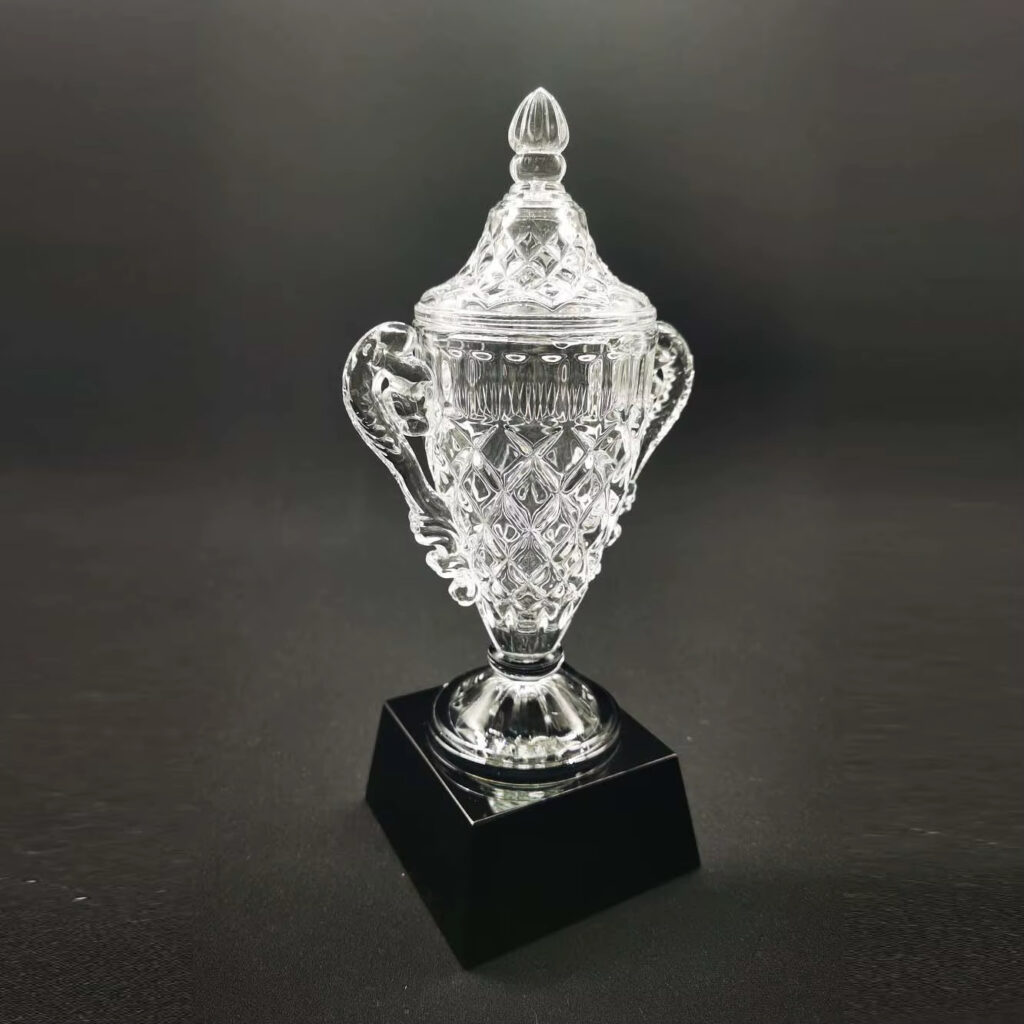 Permanent crystal trophy3
