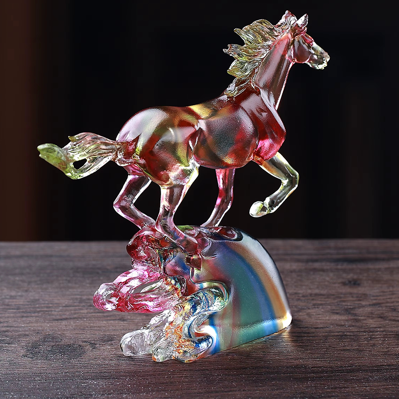 Rainbow Horse Trophy4