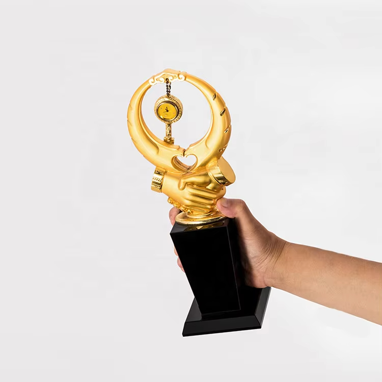 Senior Handshake Trophy4