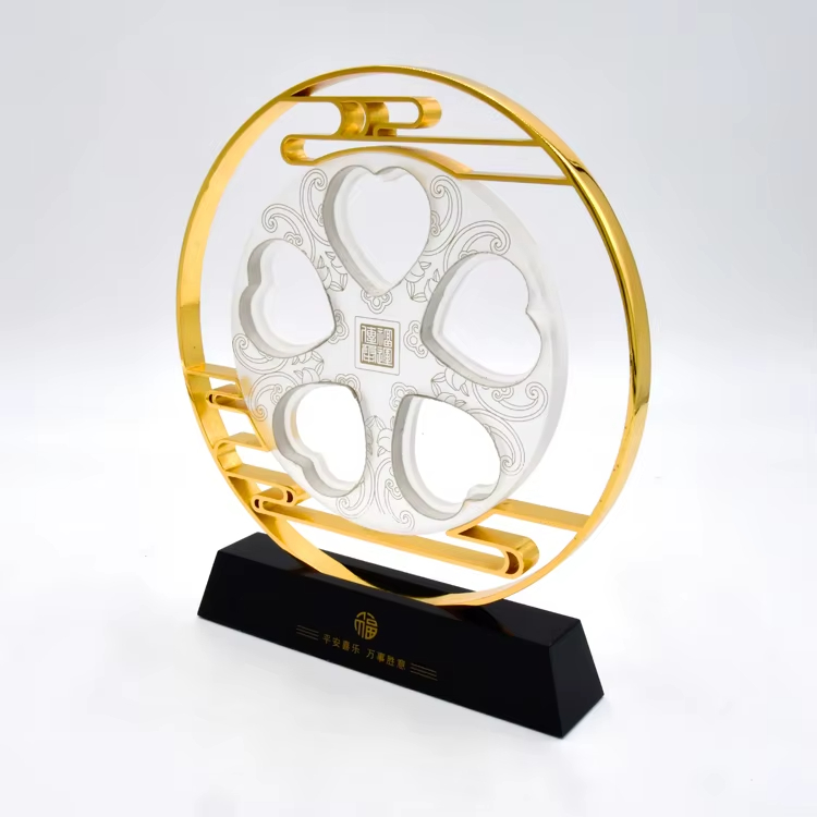 Special Shaped Carved Trophy-01