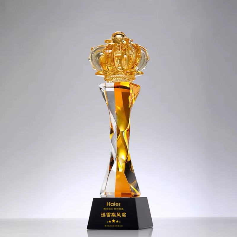 Two-color glass trophy1