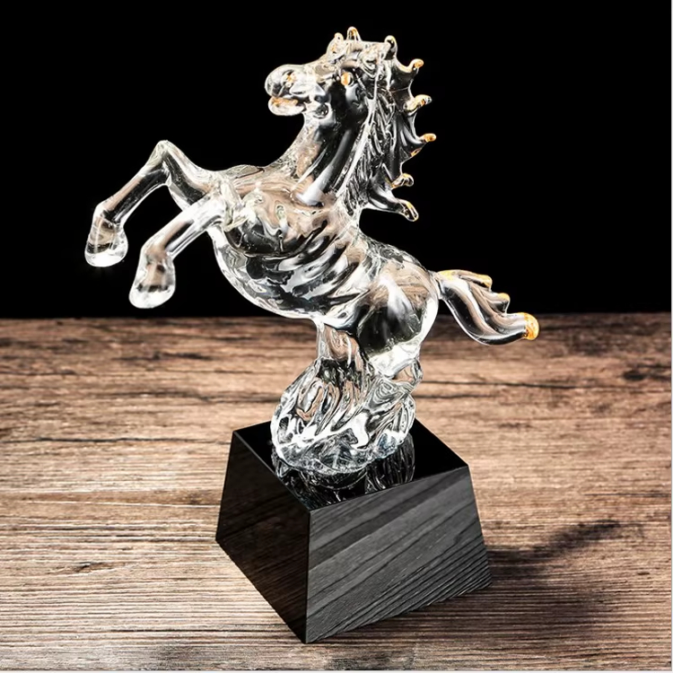 k9 crystal horse award trophy1