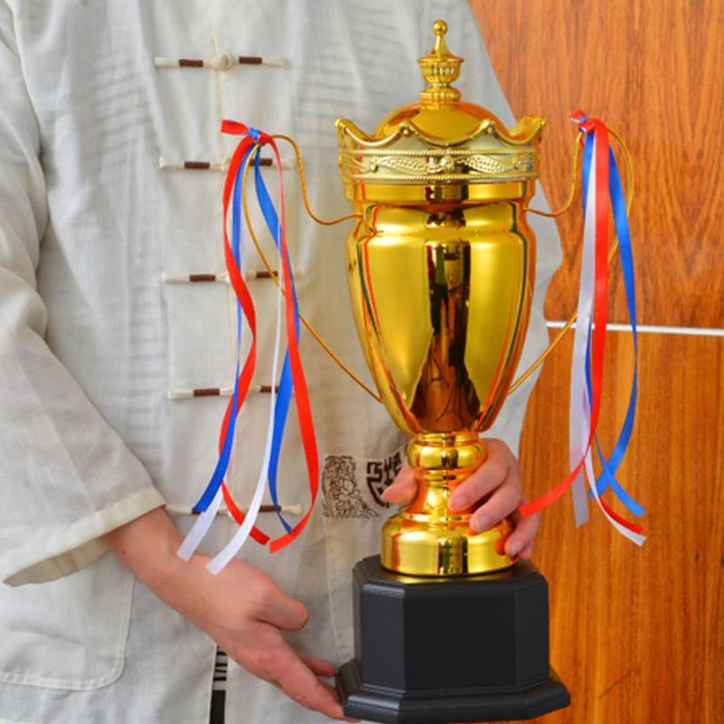 High-end golden trophy2