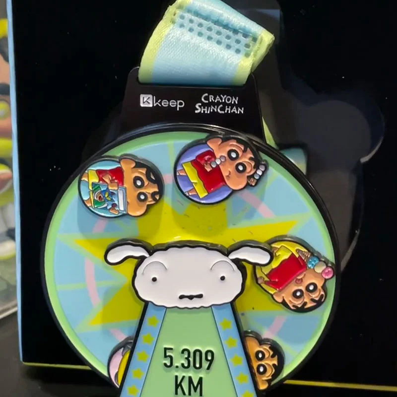 Crayon Shin-chan Medal Fridge Magnet4