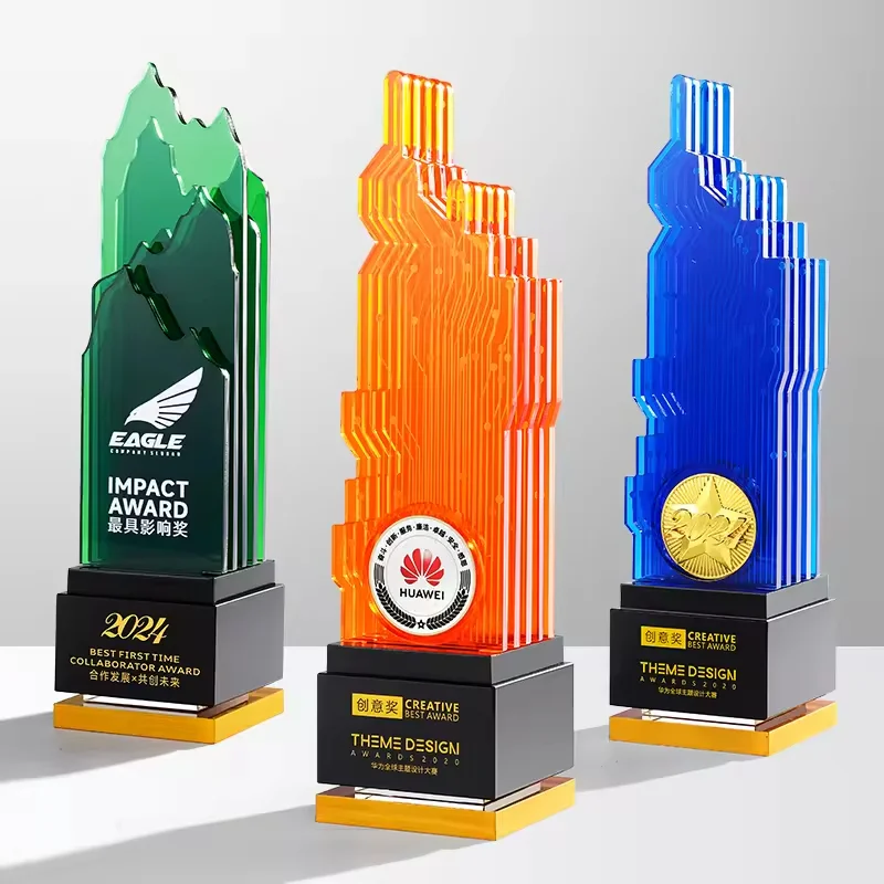 Creative design award trophy with coins1