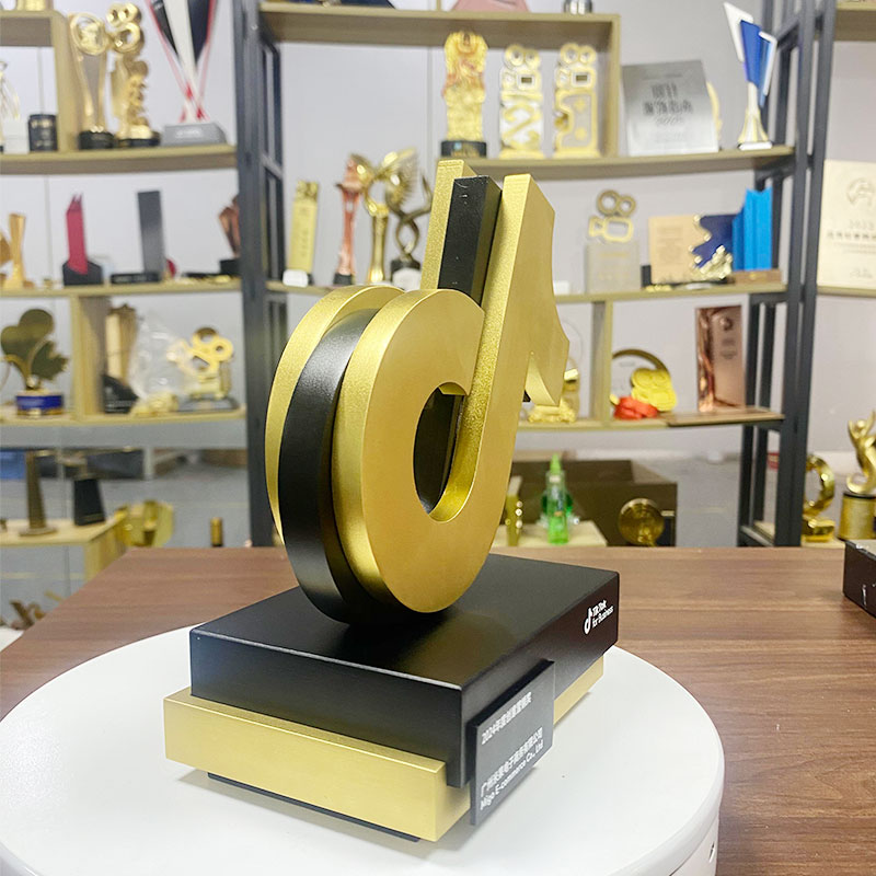 Tiktok metal trophy custom3