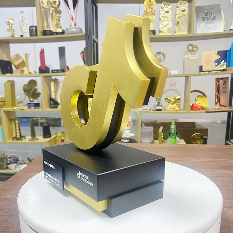 Tiktok metal trophy custom5