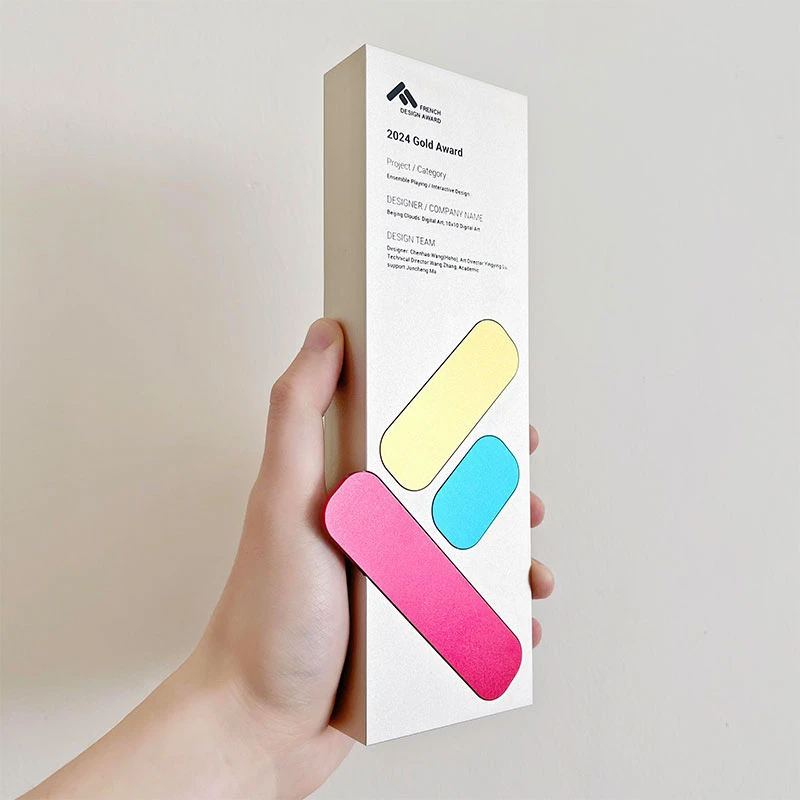 Design Award Metal Trophy3