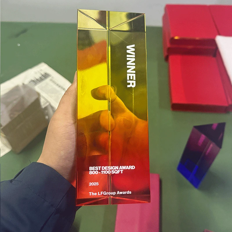 Gradient Crystal Trophy7