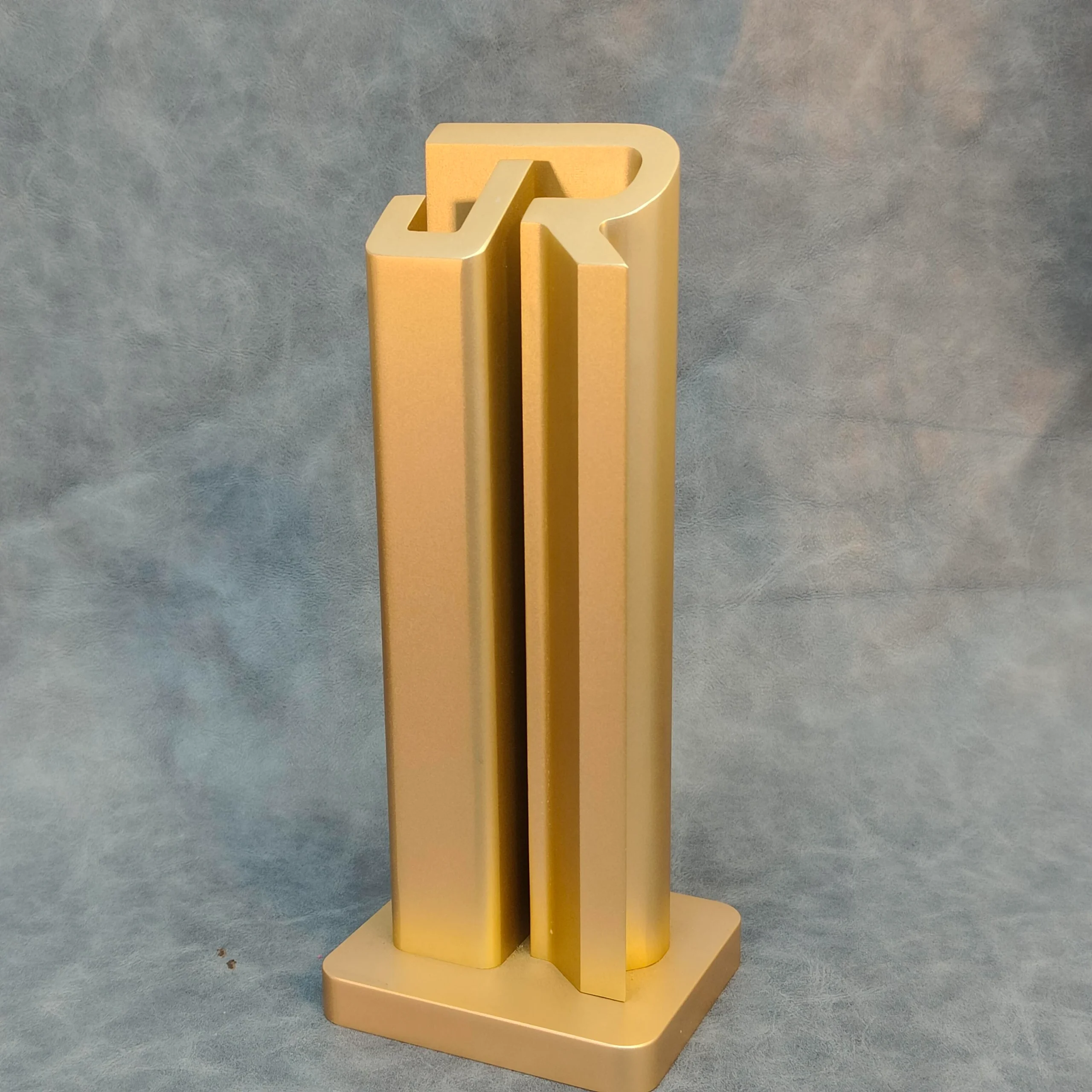 Aluminum alloy logo trophy3
