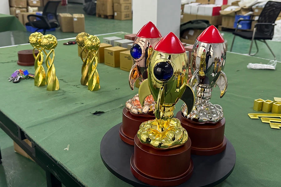 Rocket Awards Trophy2