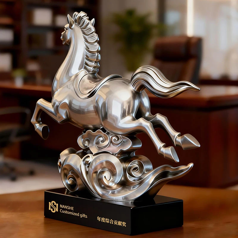 2026 Metal Horse Trophy4