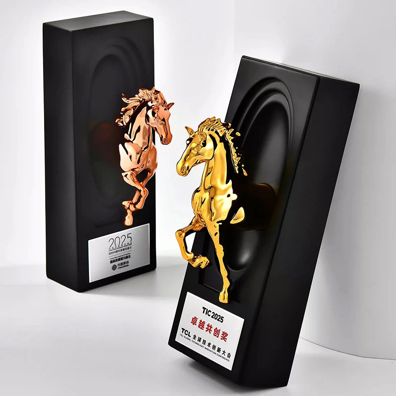 Gold Silver Bronze Horse Trophy3