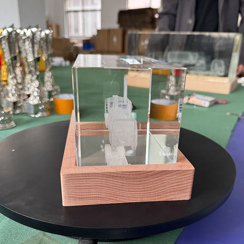 Transport Vehicle Crystal Engraving5