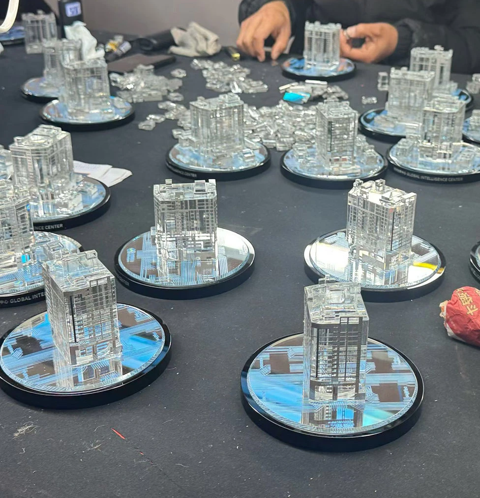 3D Crystal Building Model4