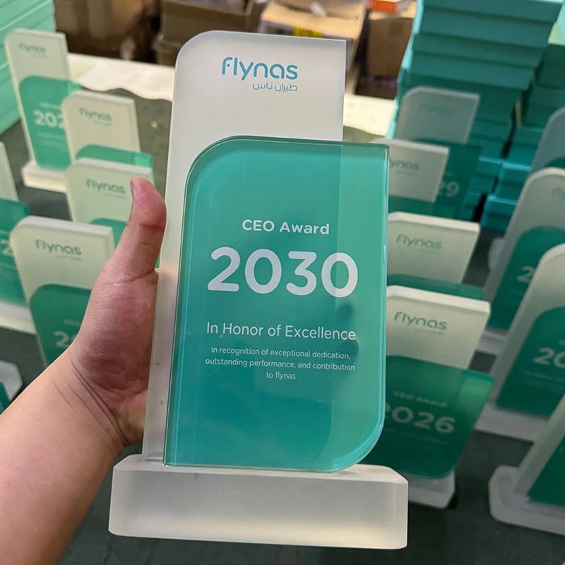 Flynas Crystal Trophy Custom - Trophy Medal Badge Commemorative Coin Keychain Fridge Magnet Ornament Model Design wholesale custom supplier Flynas Crystal Trophy5