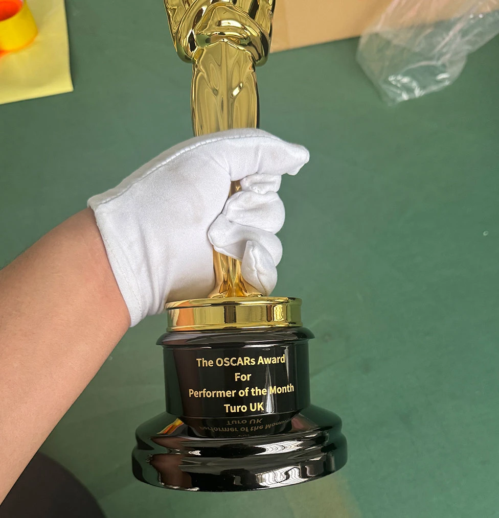 Month Performer Oscar Award2