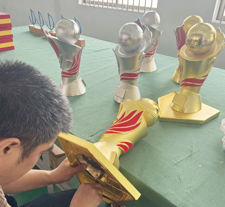 Assembling the Trophy1