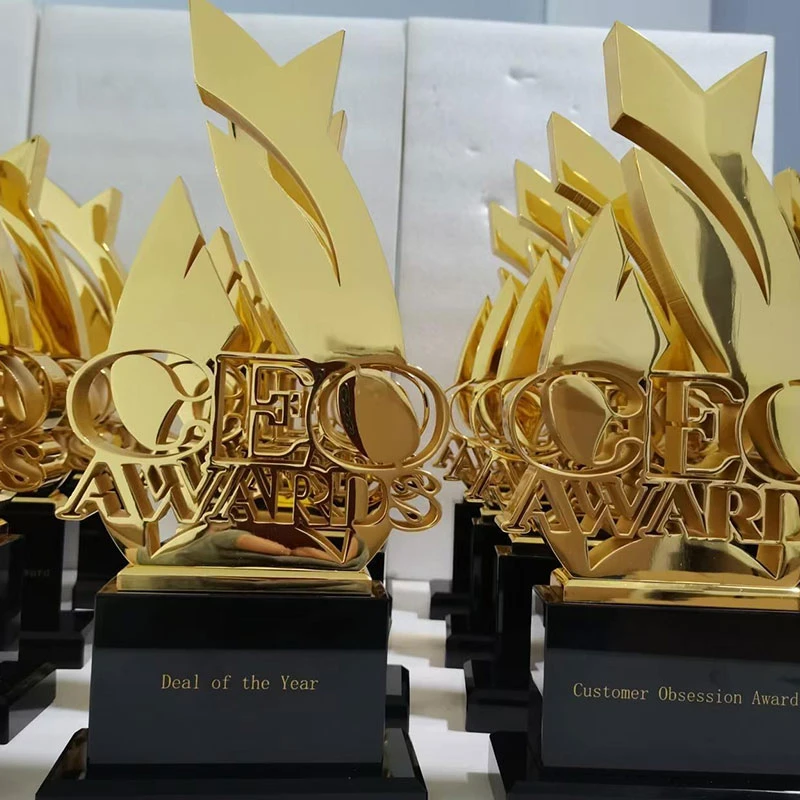CEO Award Trophy4