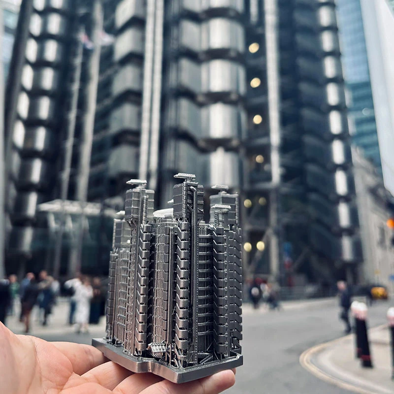 Lloyd's Building metal model5