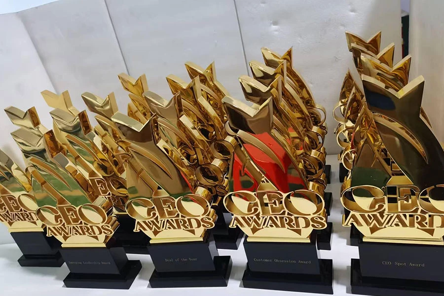 Metal Trophy1