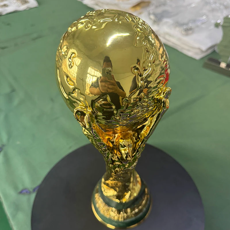 Metal World Cup Replica5