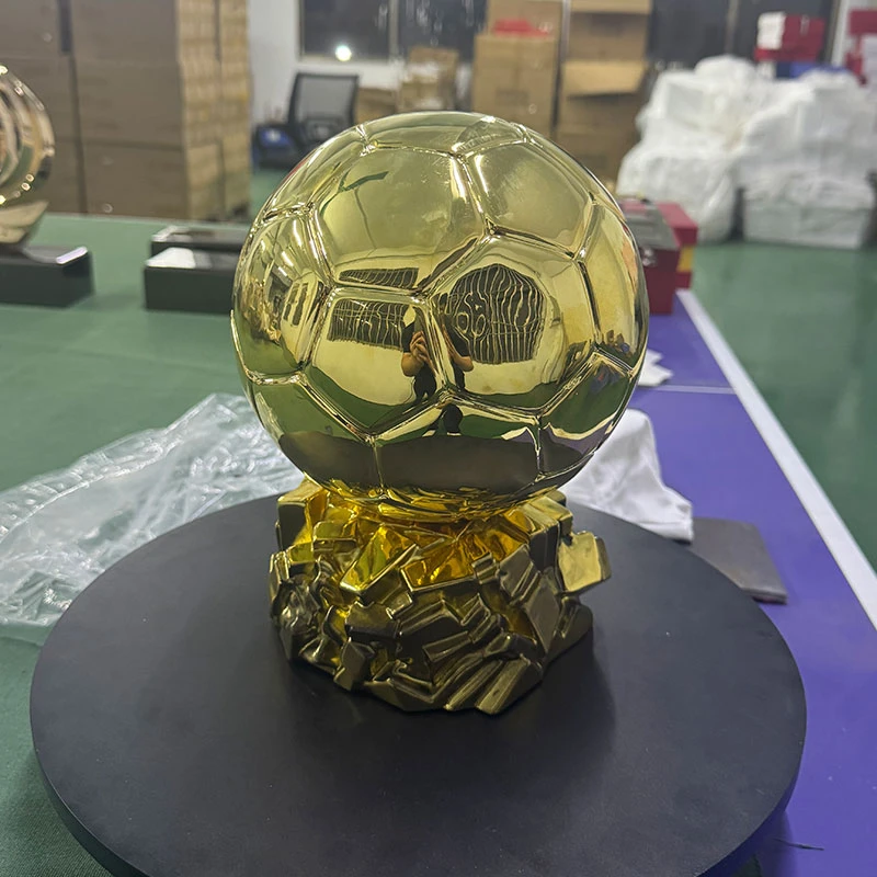 - MC ART AWARDS Ballon d'Or Trophy Replica2