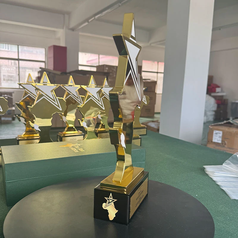 Creative Star Trophy2